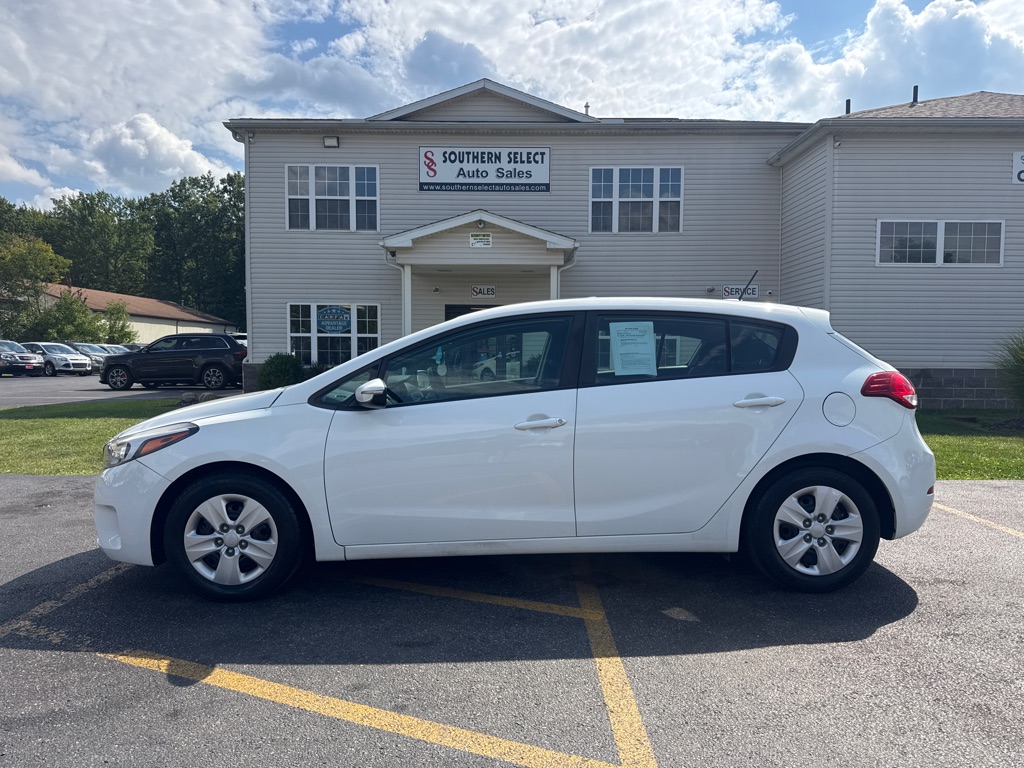 2017 KIA FORTE5