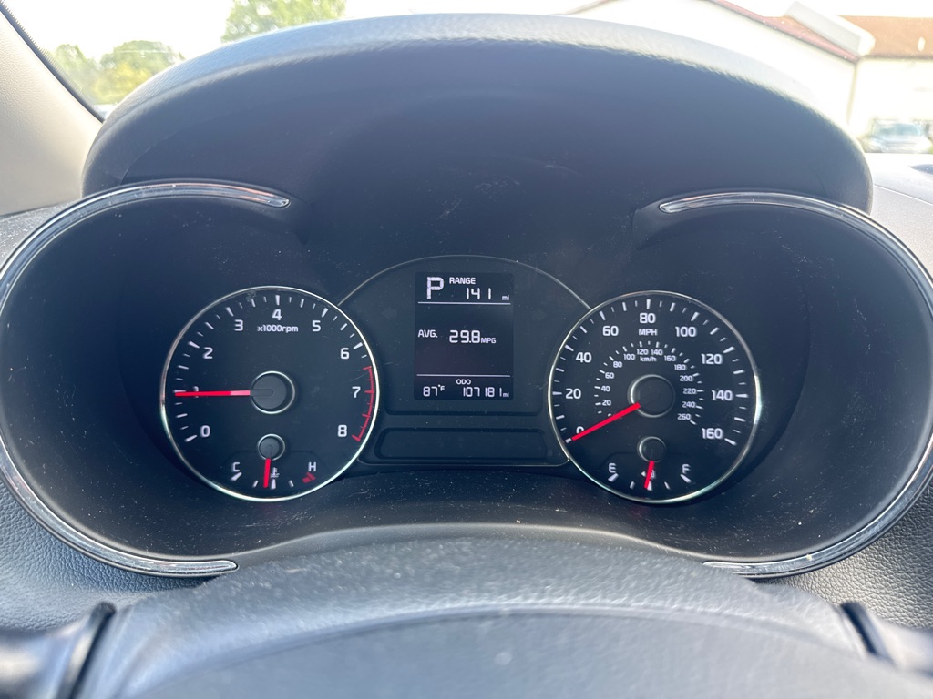 Photo 17 of this KIA FORTE5