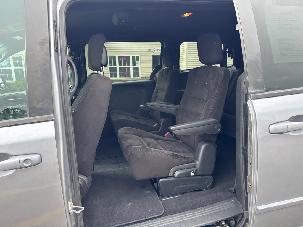 Photo 11 of this DODGE GRAND CARAVAN