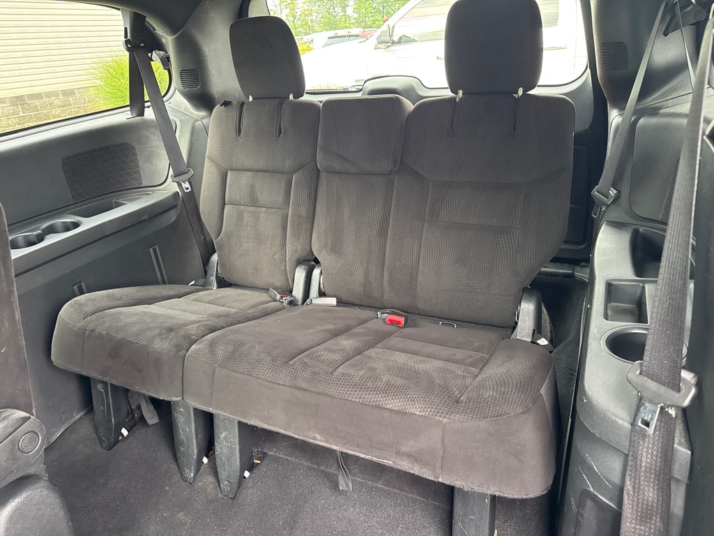 Photo 12 of this DODGE GRAND CARAVAN