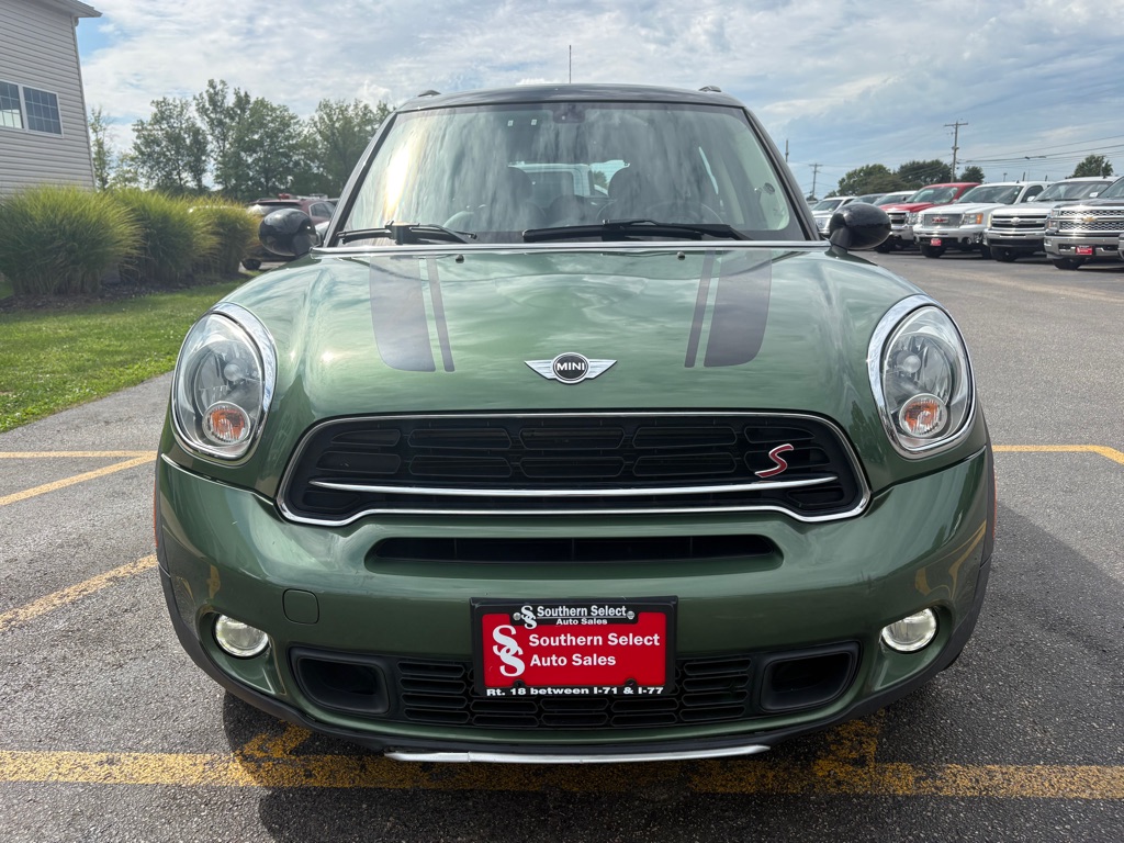 Photo 3 of this MINI COUNTRYMAN