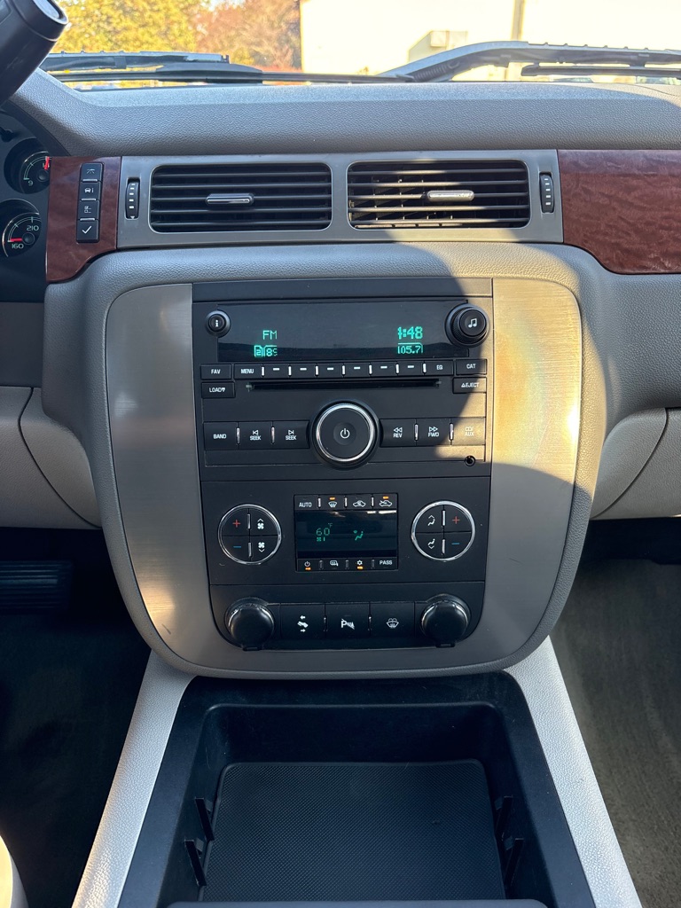Photo 16 of this GMC SIERRA 2500HD