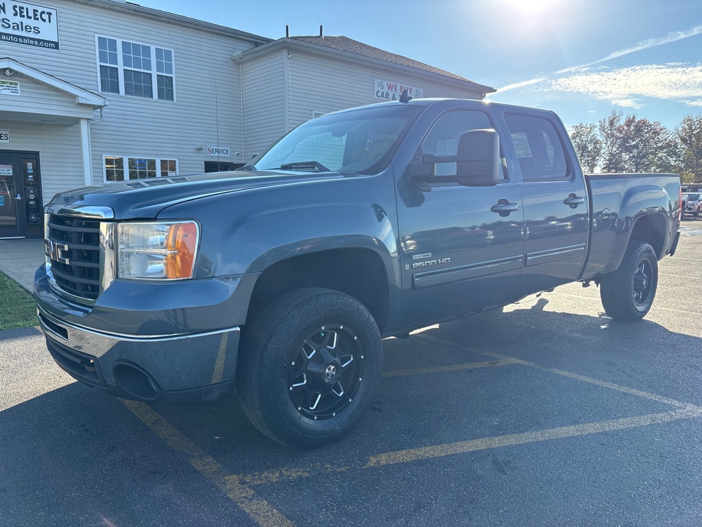 Photo 2 of this GMC SIERRA 2500HD