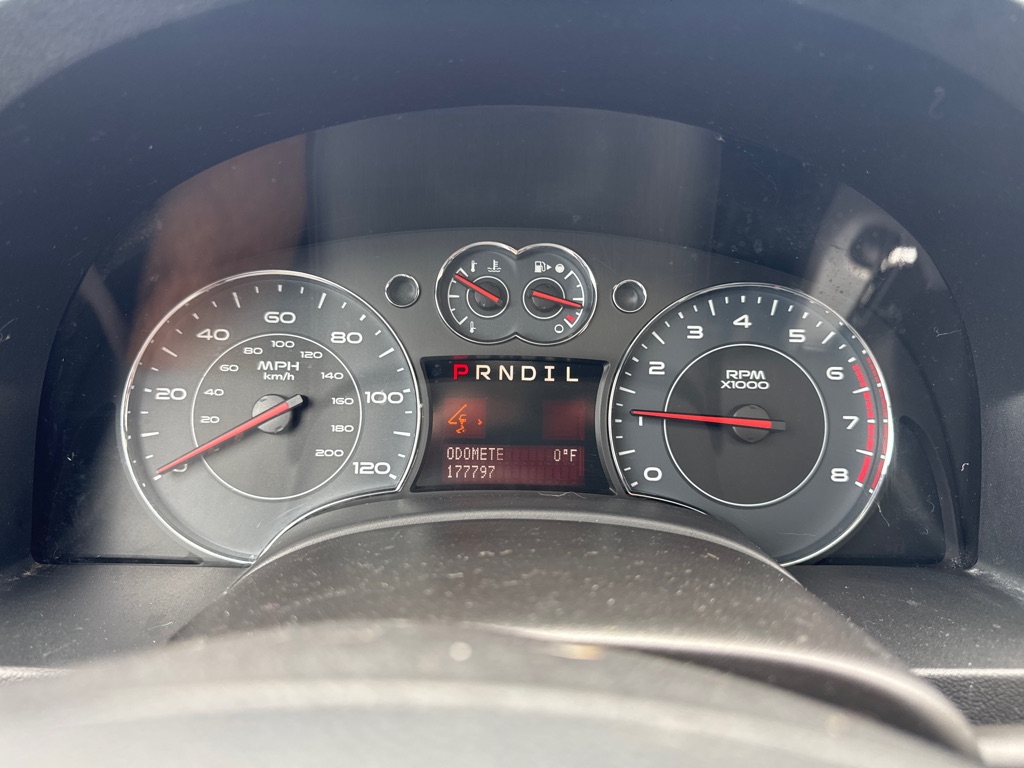 Photo 16 of this PONTIAC TORRENT