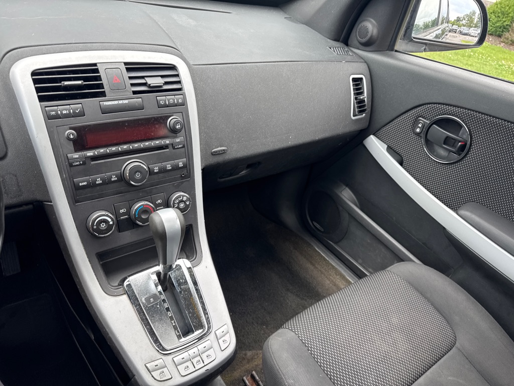 Photo 15 of this PONTIAC TORRENT