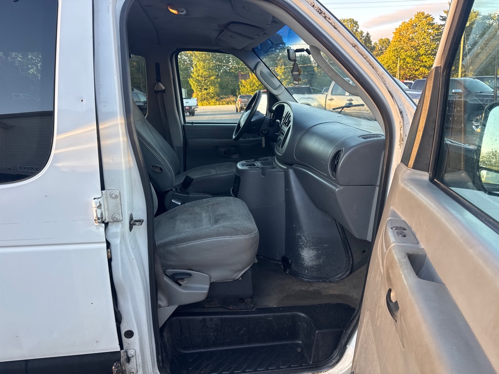 Photo 10 of this FORD E-SERIES