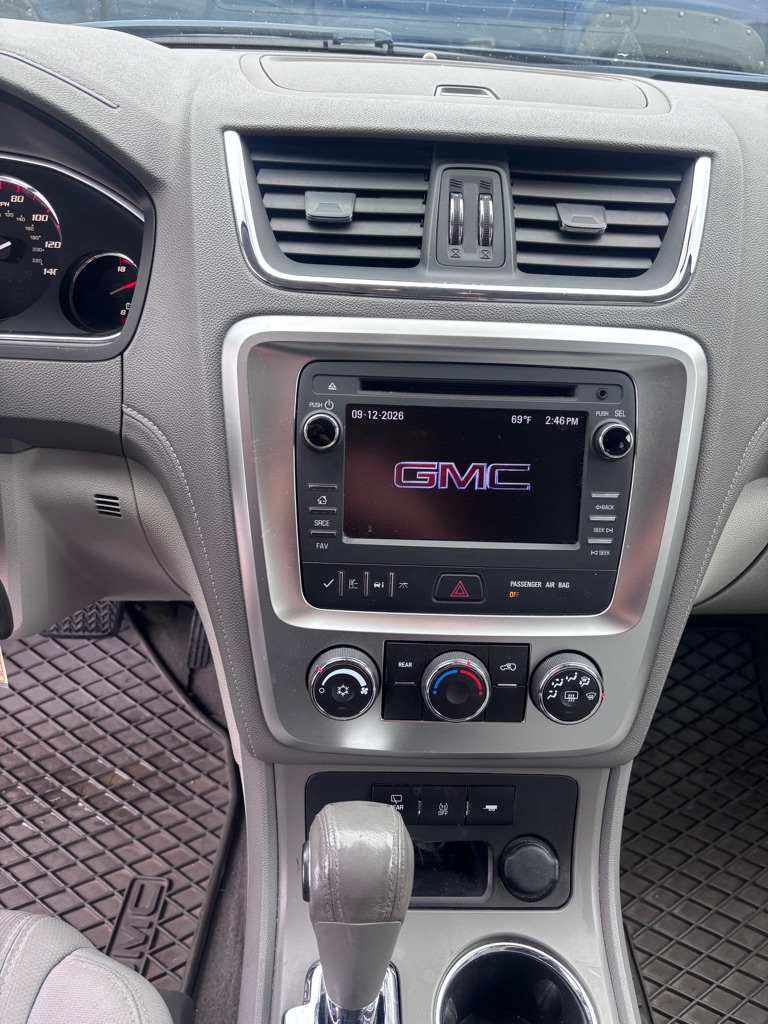 Photo 18 of this GMC ACADIA