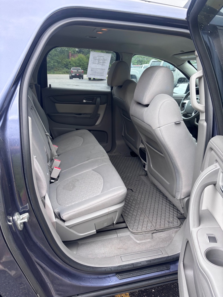 Photo 12 of this GMC ACADIA