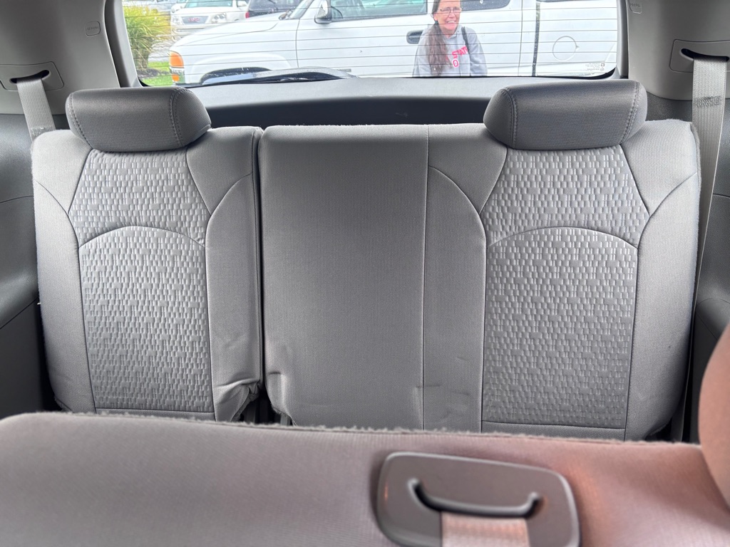 Photo 14 of this GMC ACADIA
