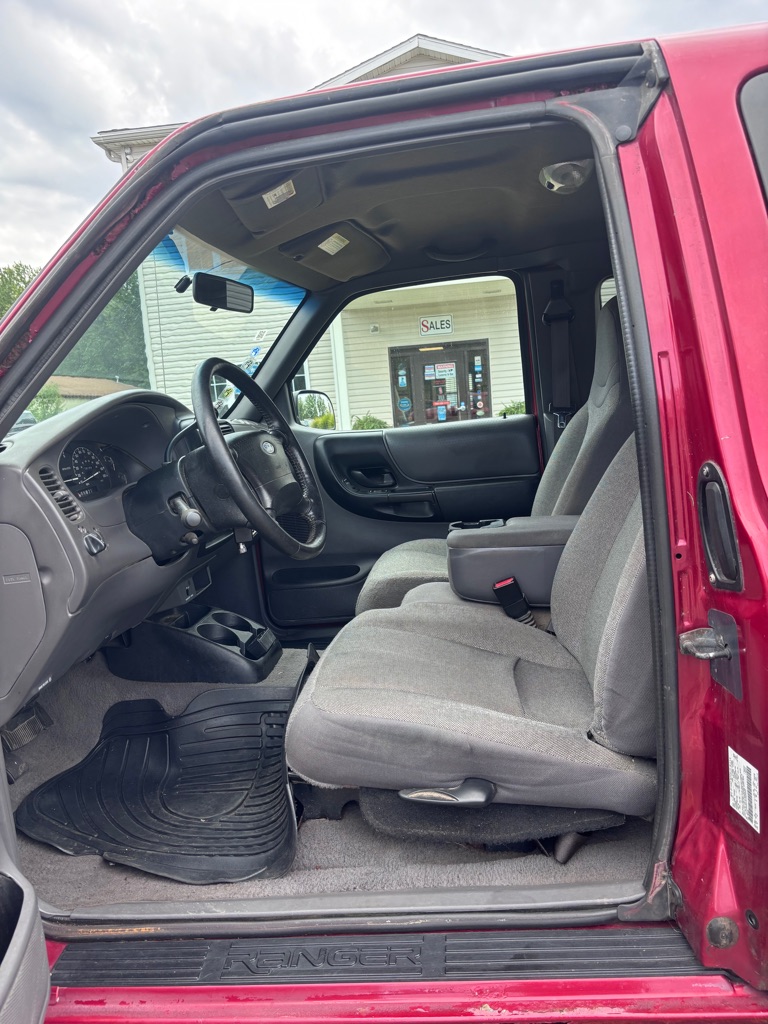 Photo 9 of this FORD RANGER