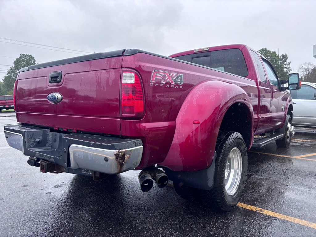 Photo 6 of this FORD F-350 SUPER DUT