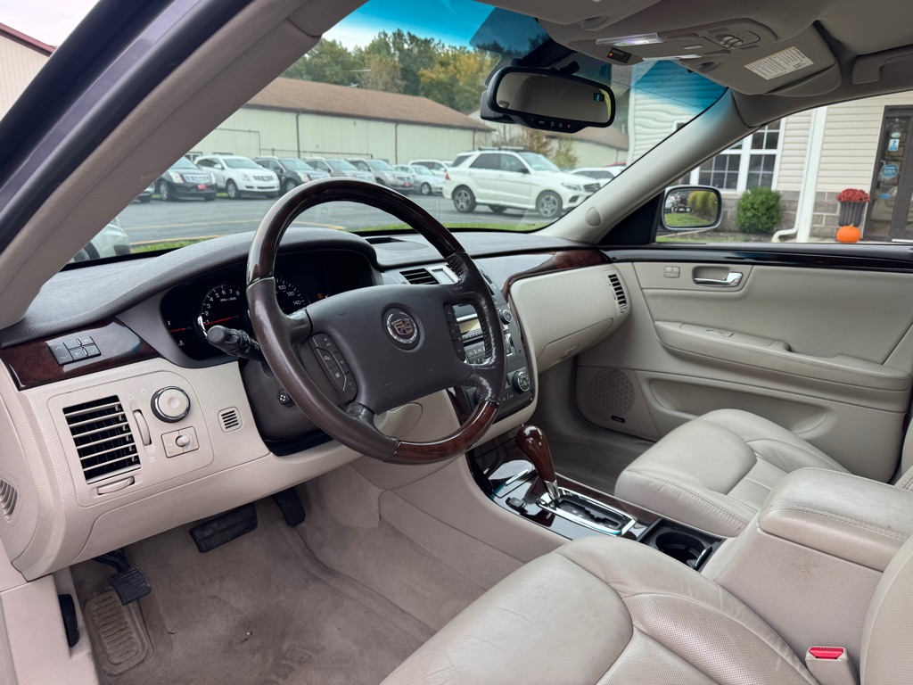 Photo 13 of this CADILLAC DTS