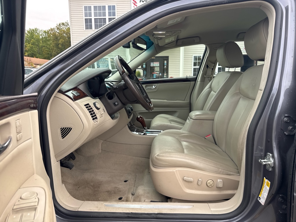 Photo 9 of this CADILLAC DTS