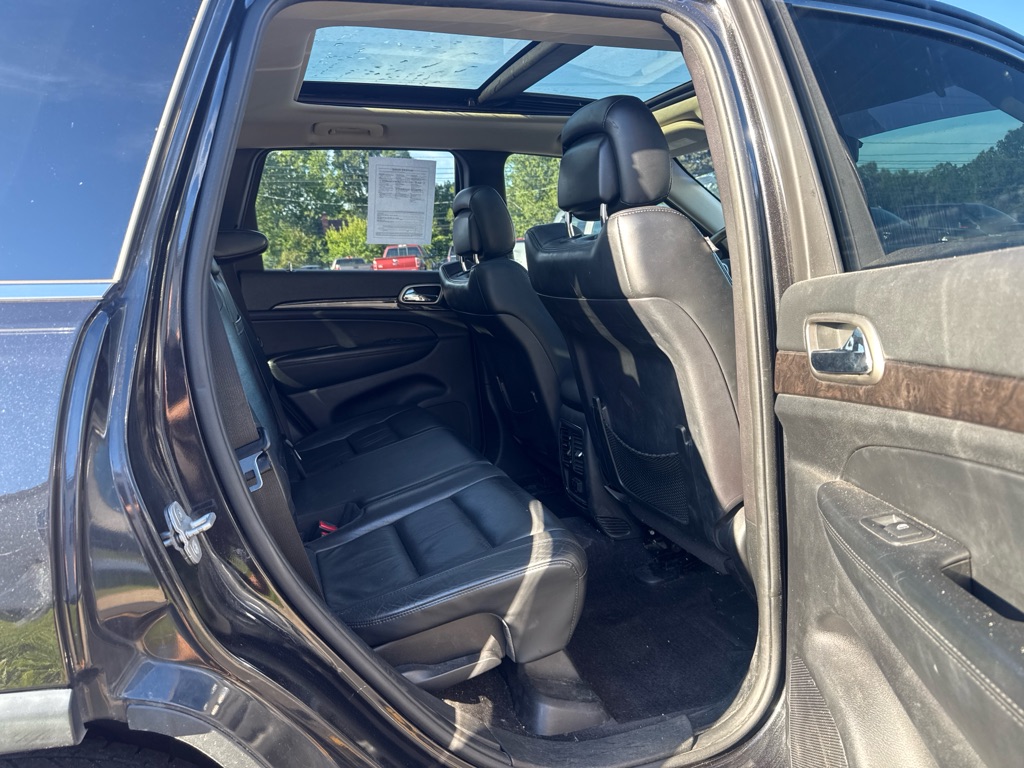 Photo 13 of this JEEP GRAND CHEROKEE