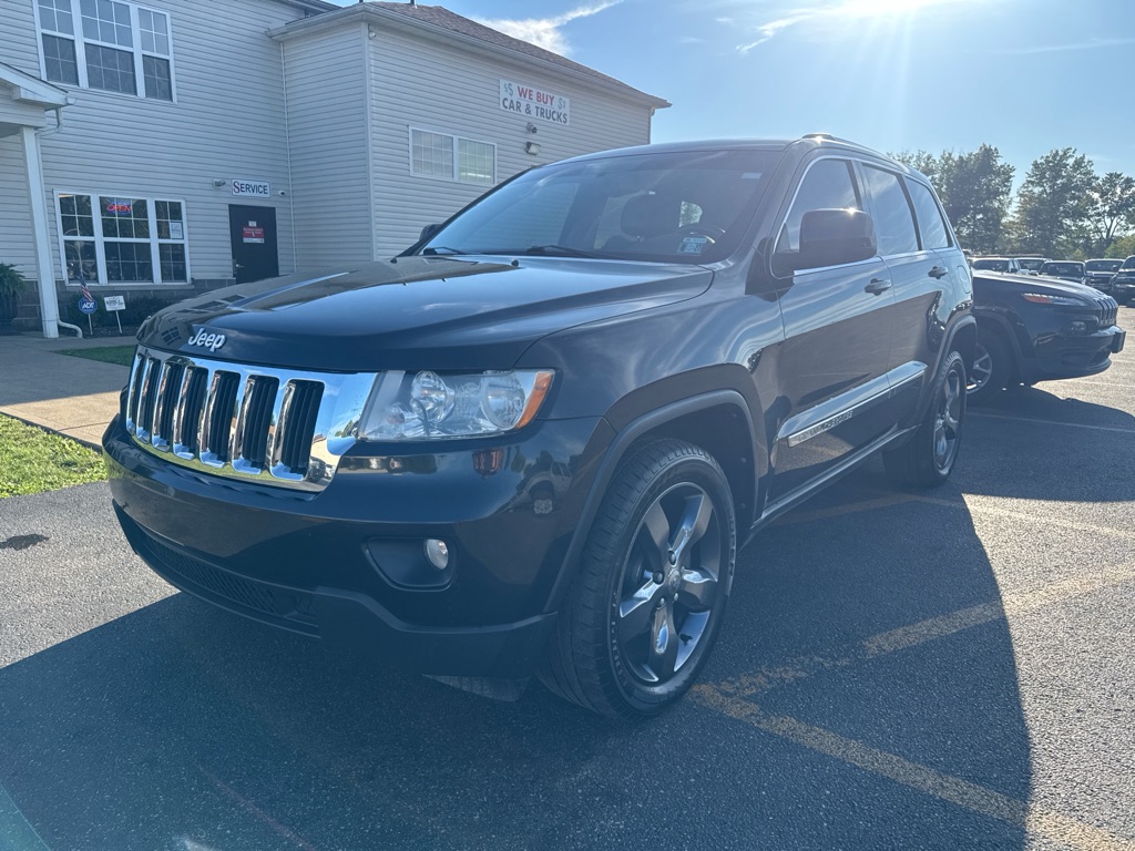 Photo 2 of this JEEP GRAND CHEROKEE