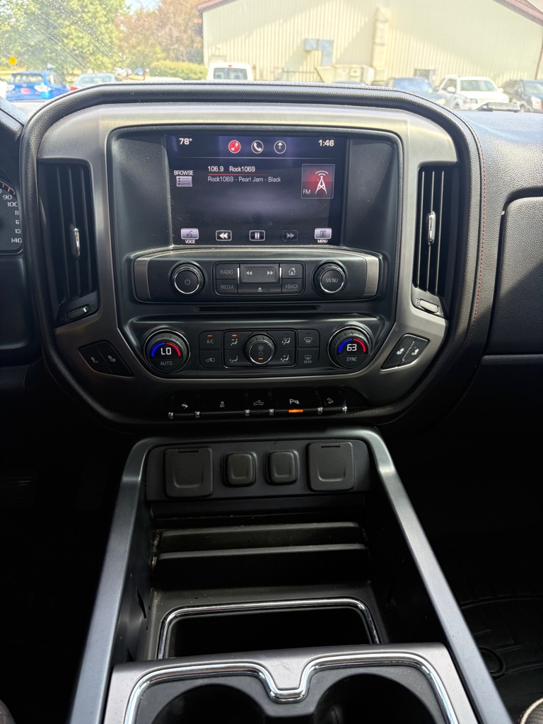 Photo 16 of this GMC SIERRA 1500