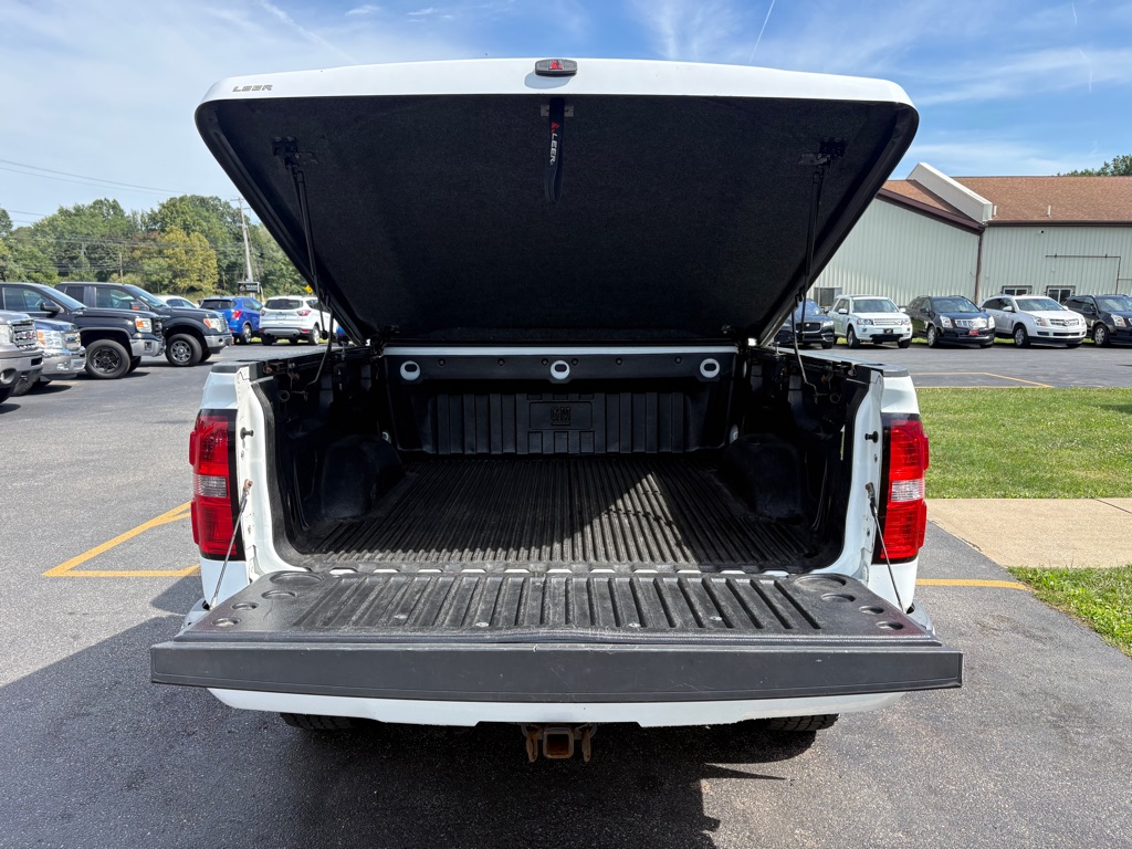 Photo 8 of this GMC SIERRA 1500