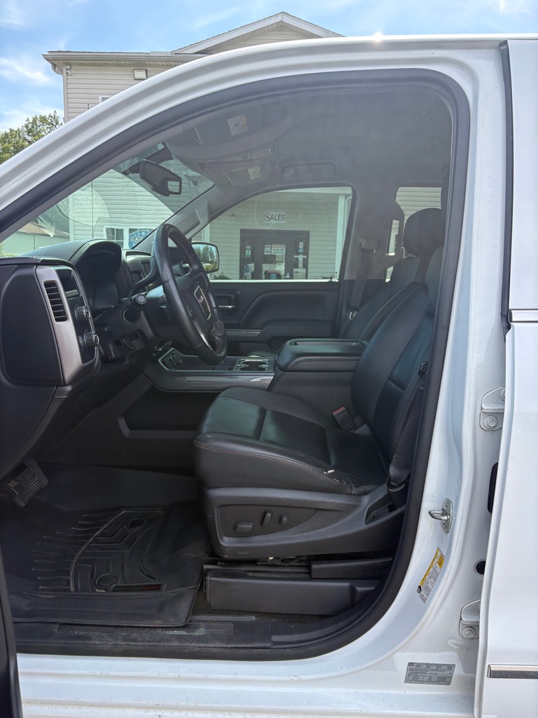 Photo 10 of this GMC SIERRA 1500