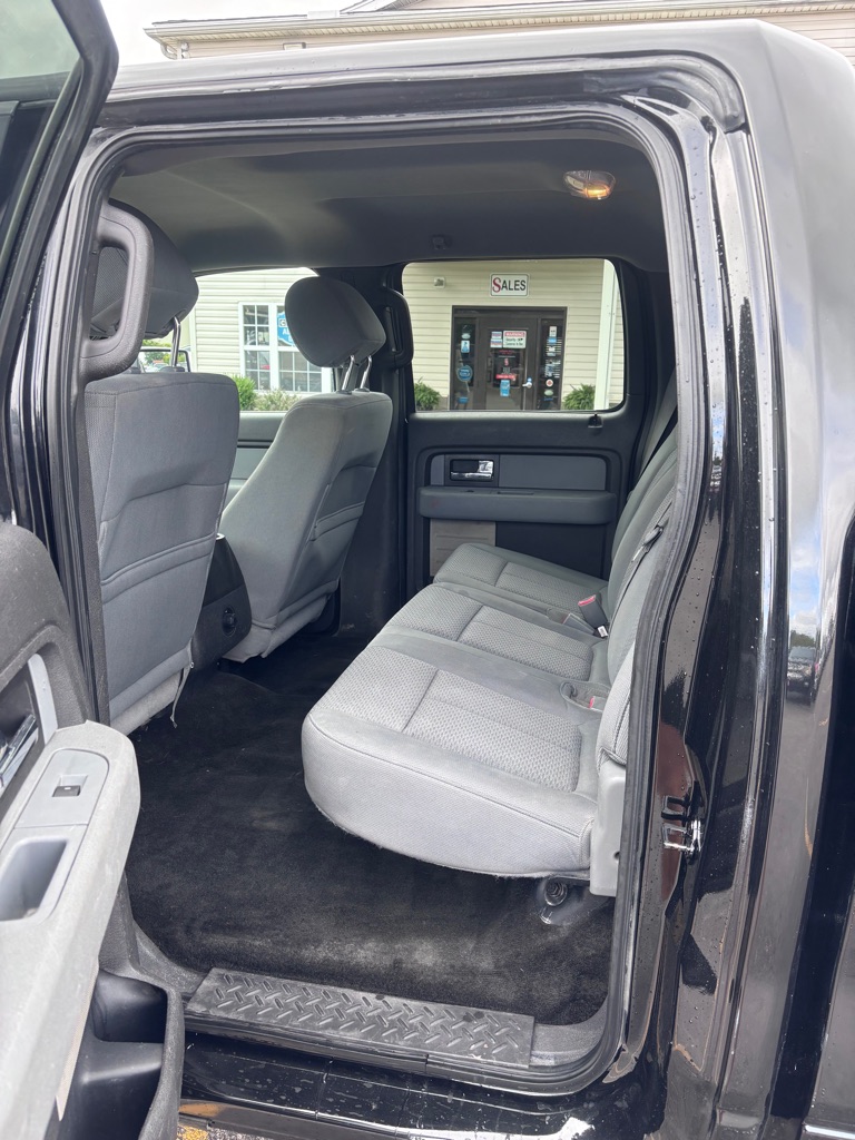 Photo 11 of this FORD F-150