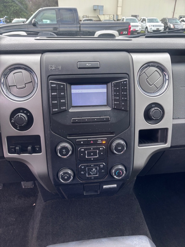 Photo 17 of this FORD F-150