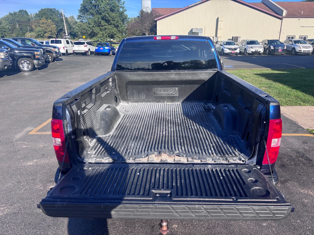 Photo 9 of this CHEVROLET SILVERADO 1500