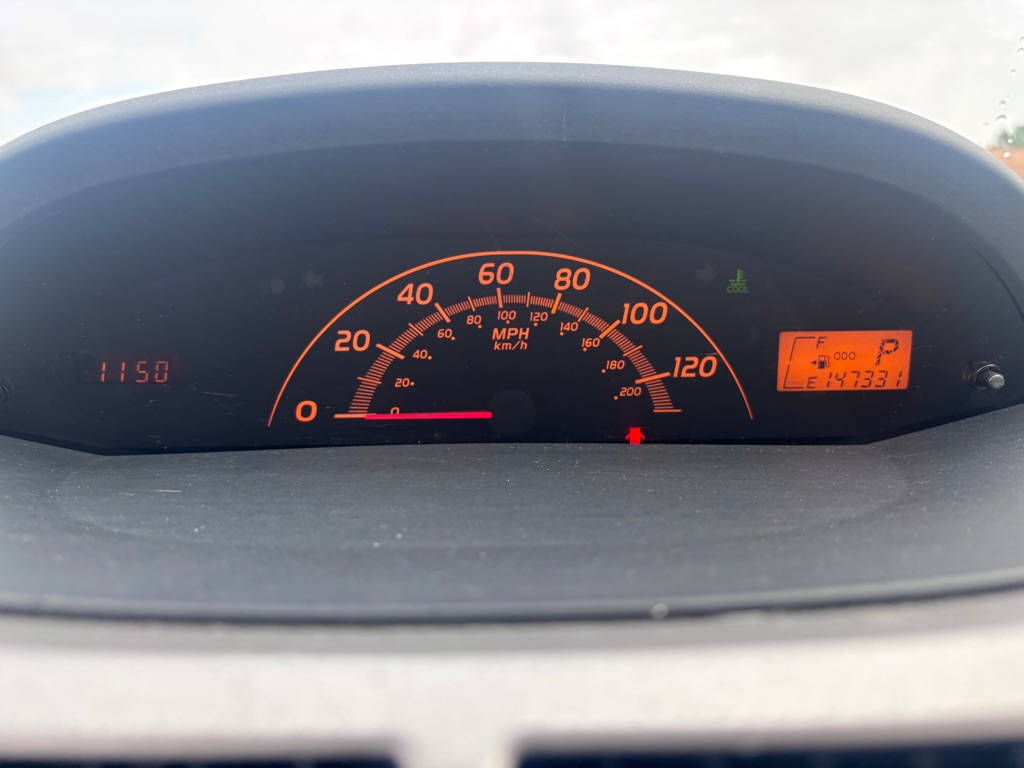 Photo 15 of this TOYOTA YARIS