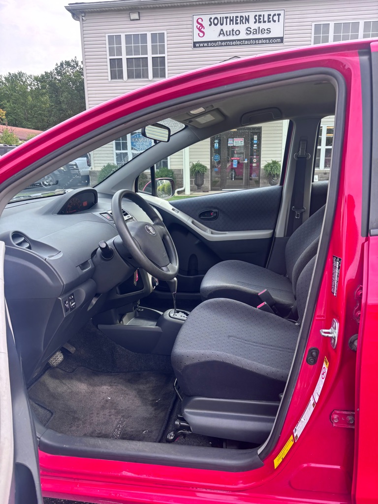 Photo 9 of this TOYOTA YARIS