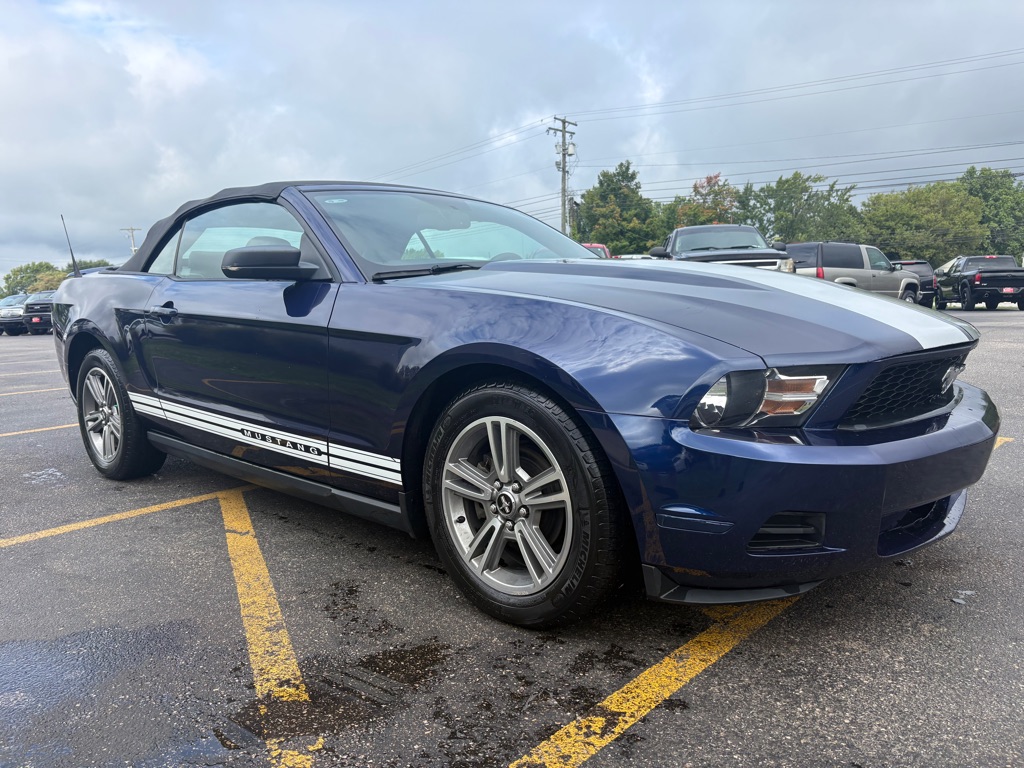 Photo 4 of this FORD MUSTANG