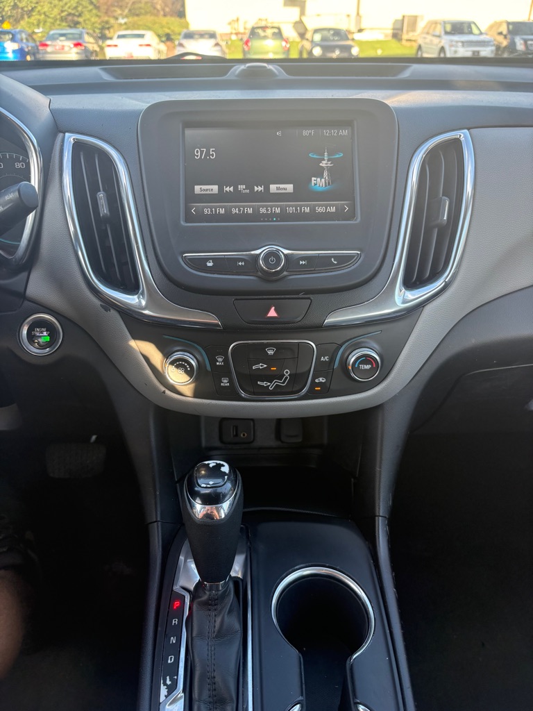 Photo 15 of this CHEVROLET EQUINOX
