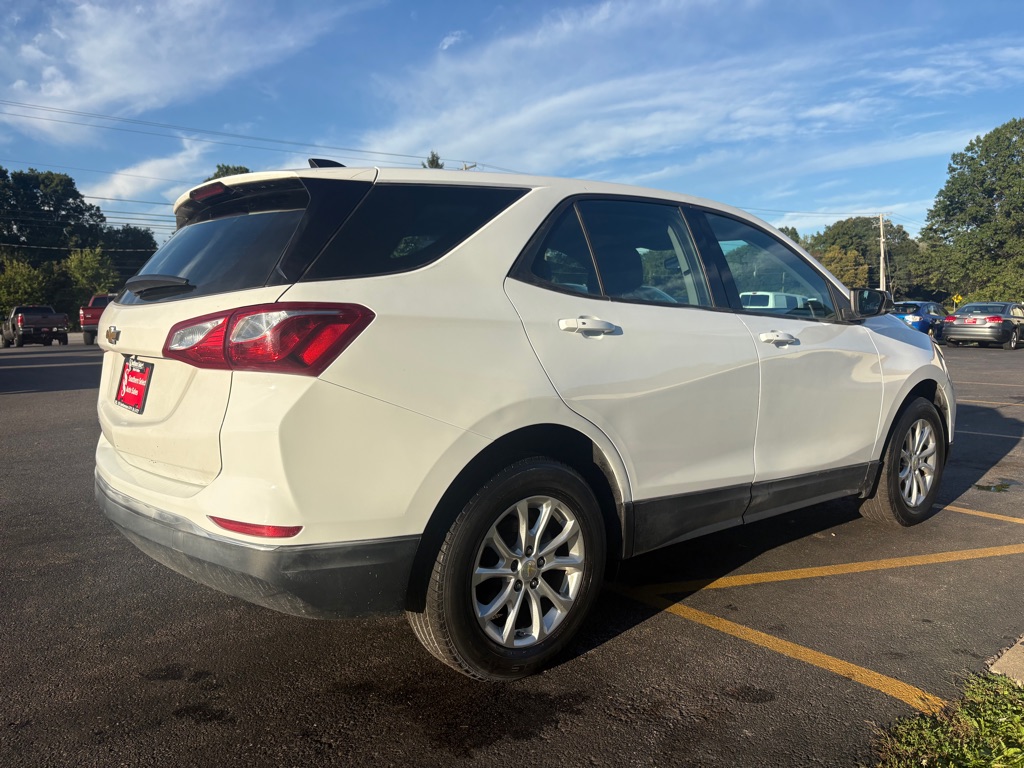 Photo 6 of this CHEVROLET EQUINOX