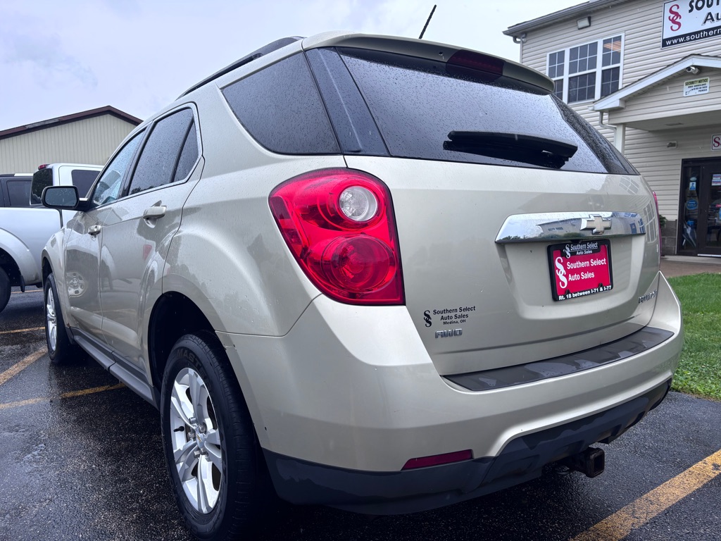 Photo 8 of this CHEVROLET EQUINOX
