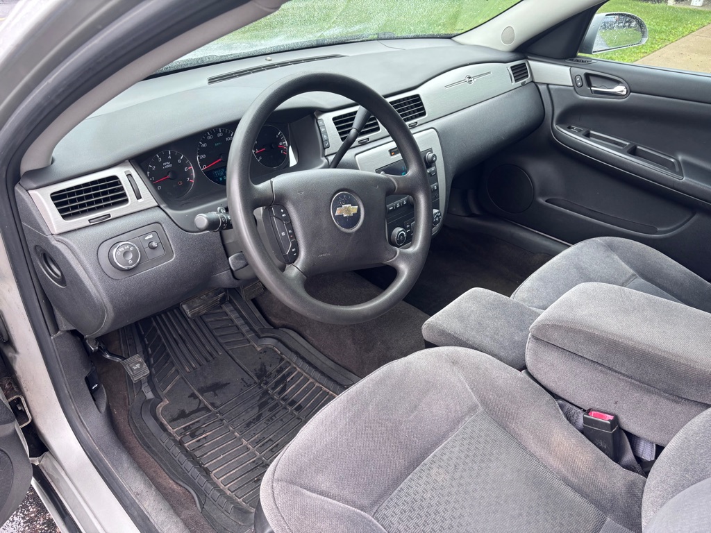 Photo 14 of this CHEVROLET IMPALA