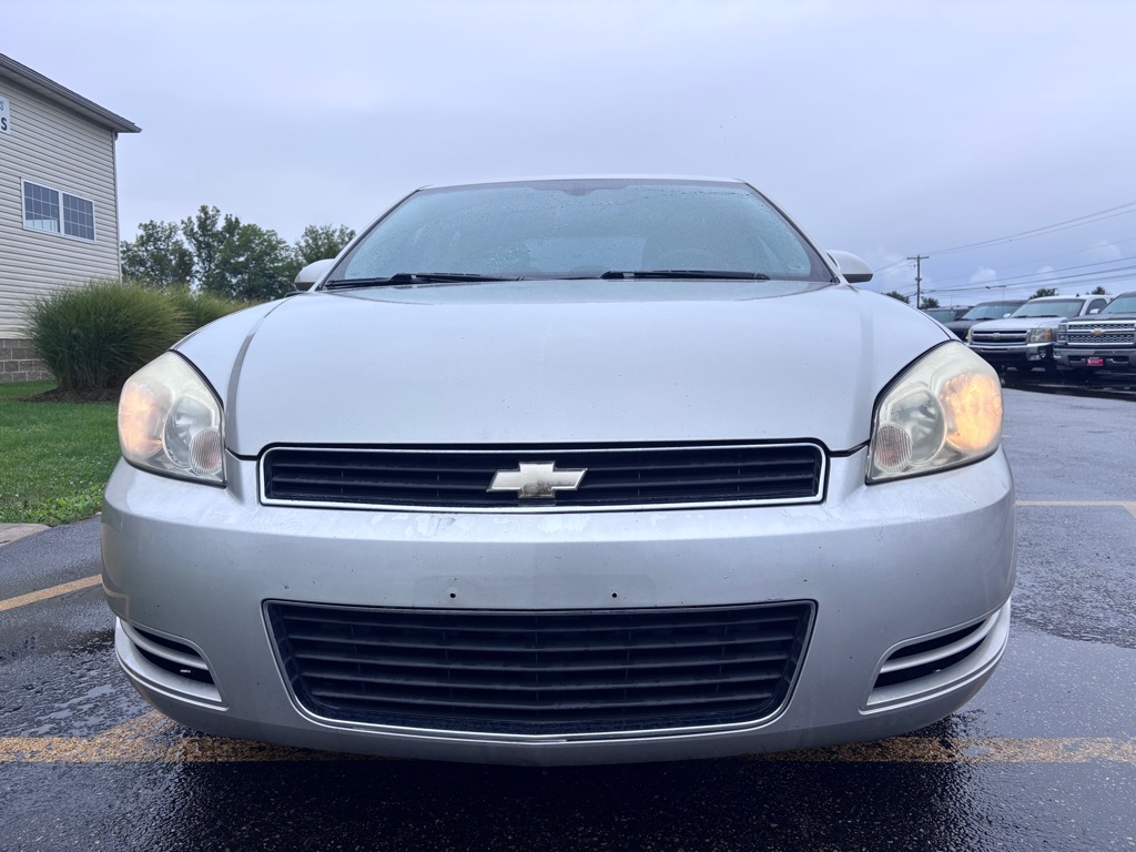 Photo 3 of this CHEVROLET IMPALA