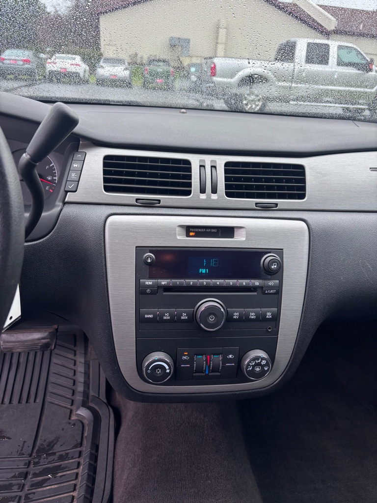 Photo 17 of this CHEVROLET IMPALA