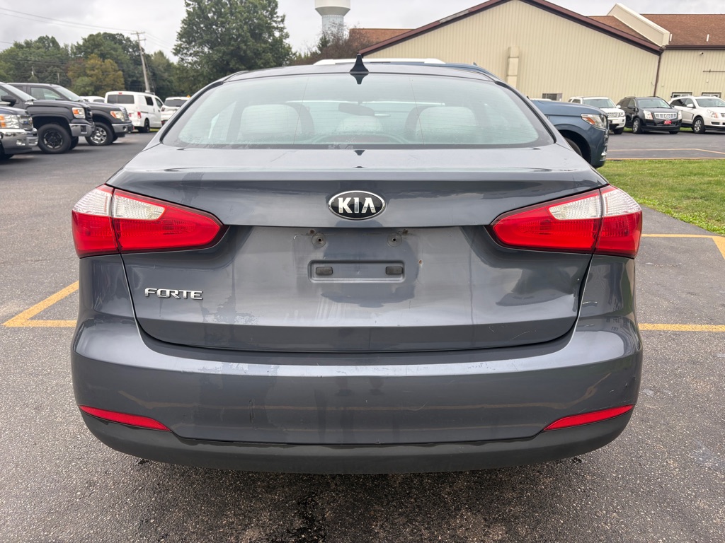 Photo 7 of this KIA FORTE