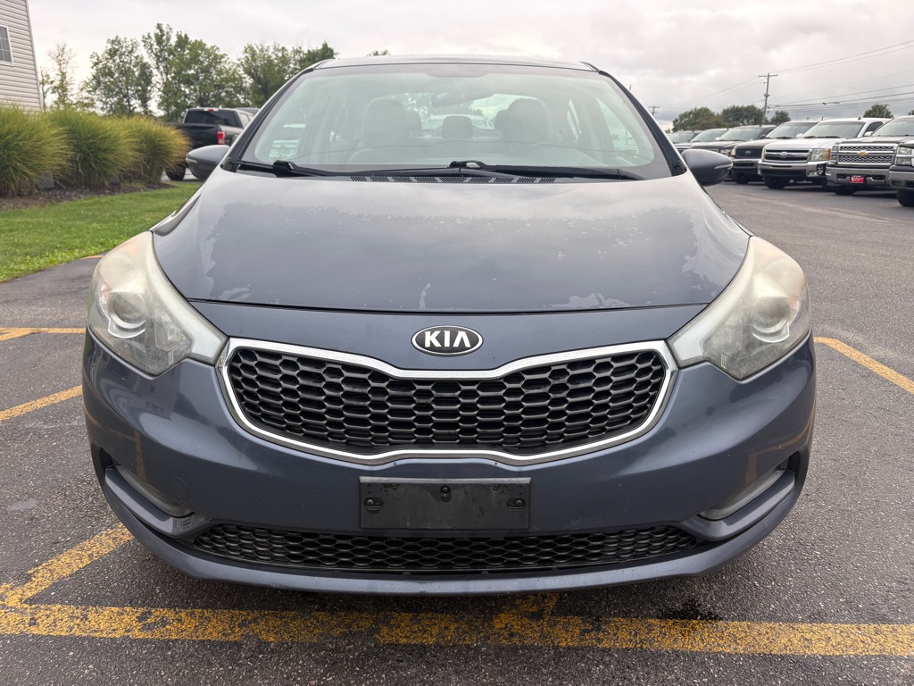 Photo 3 of this KIA FORTE