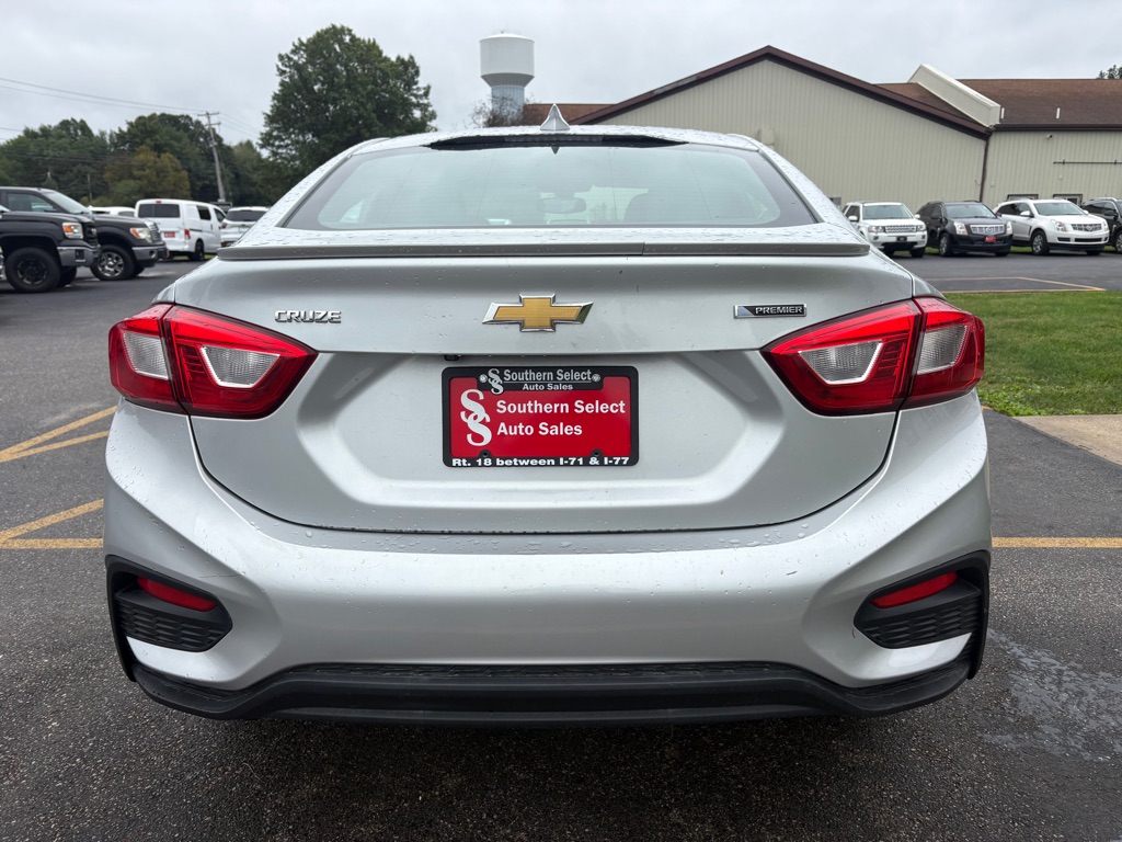 Photo 7 of this CHEVROLET CRUZE