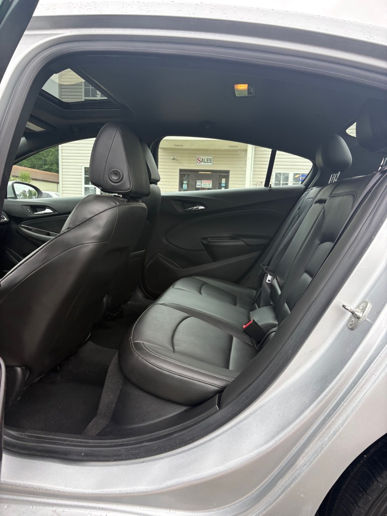 Photo 10 of this CHEVROLET CRUZE