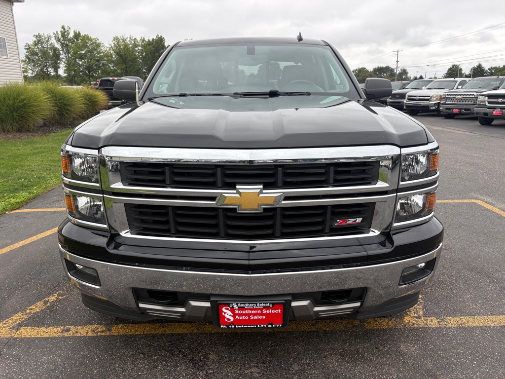 Photo 3 of this CHEVROLET SILVERADO 1500