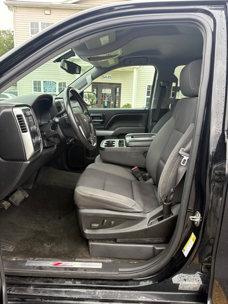 Photo 10 of this CHEVROLET SILVERADO 1500