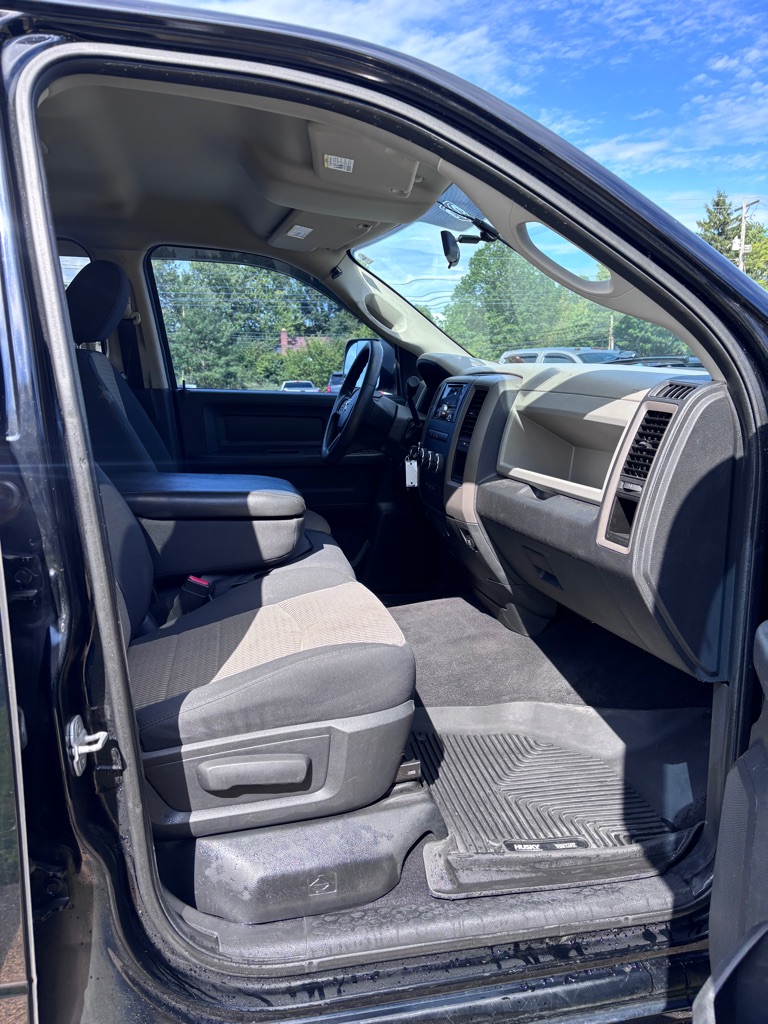 Photo 12 of this RAM 1500