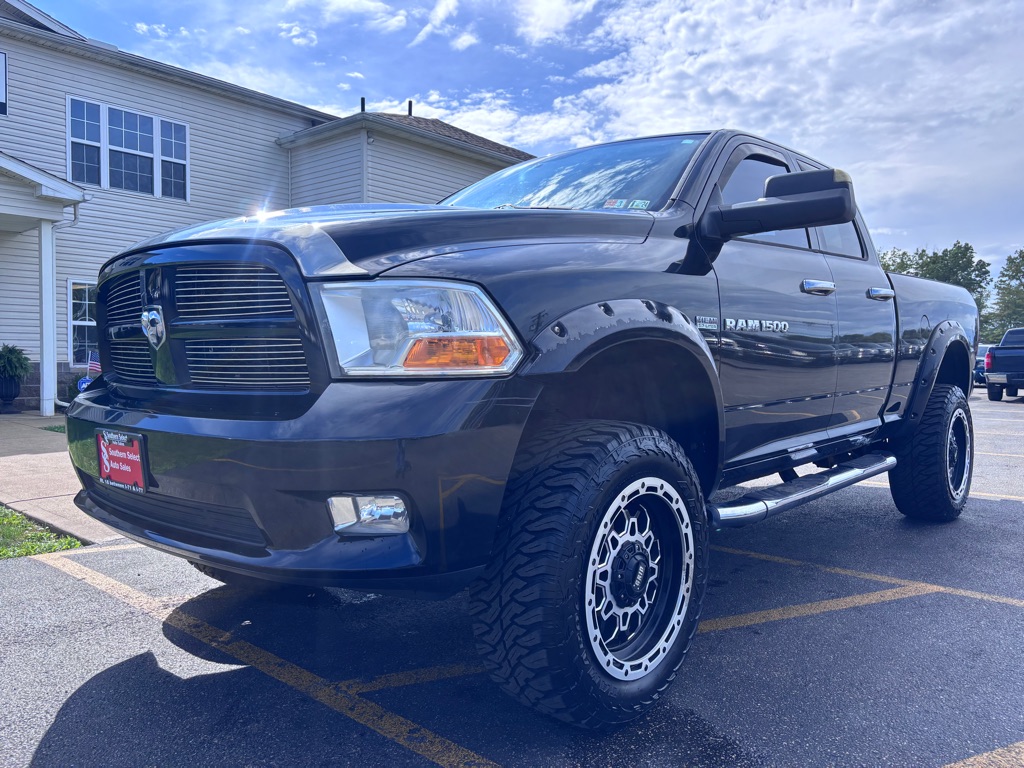 Photo 2 of this RAM 1500