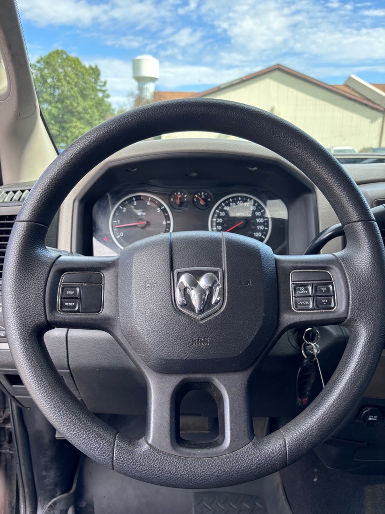 Photo 16 of this RAM 1500