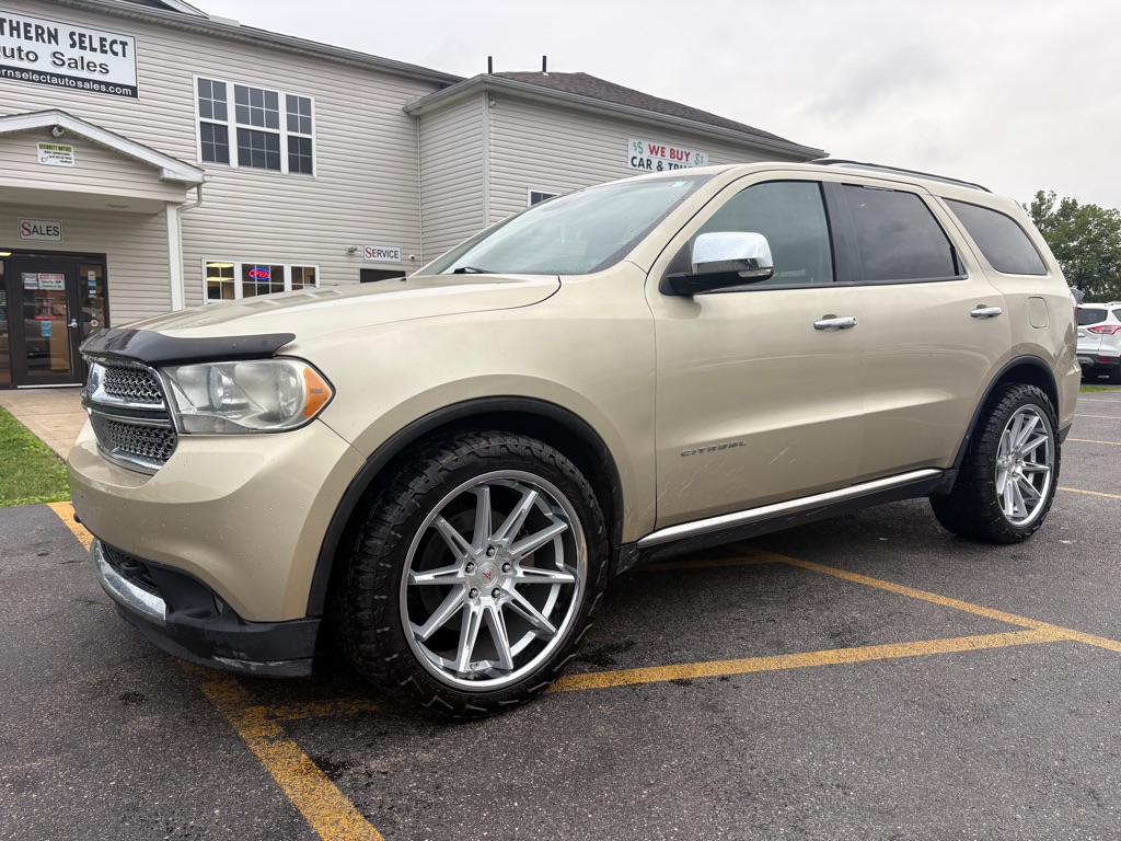 Photo 2 of this DODGE DURANGO