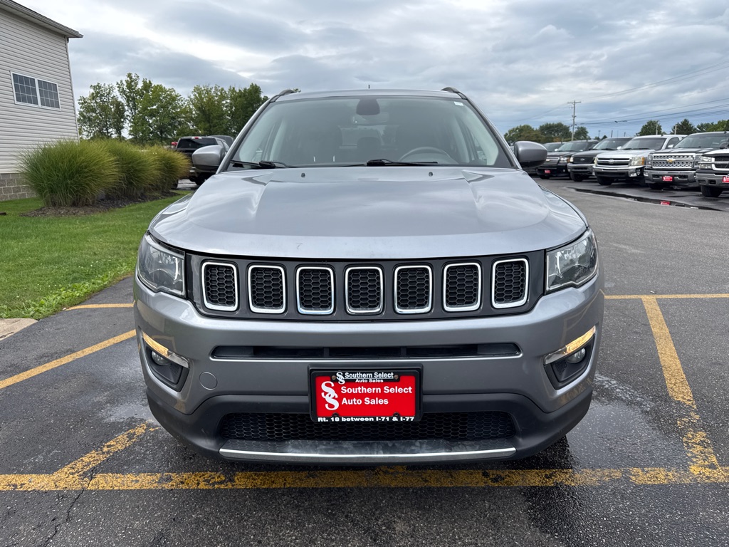 Photo 3 of this JEEP COMPASS
