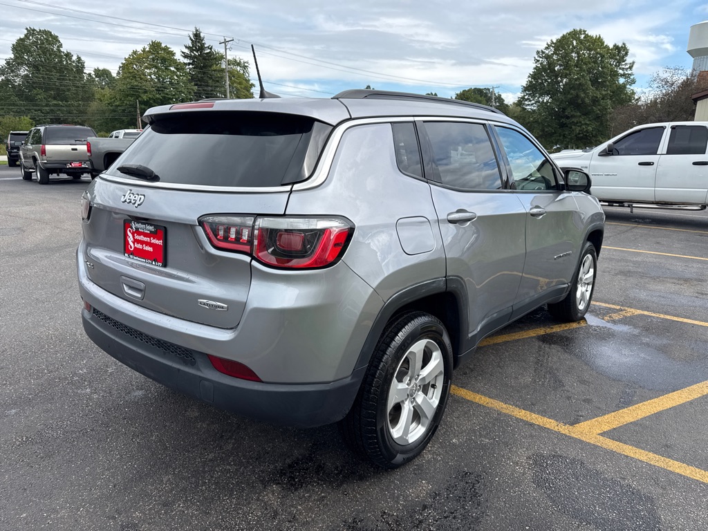 Photo 6 of this JEEP COMPASS