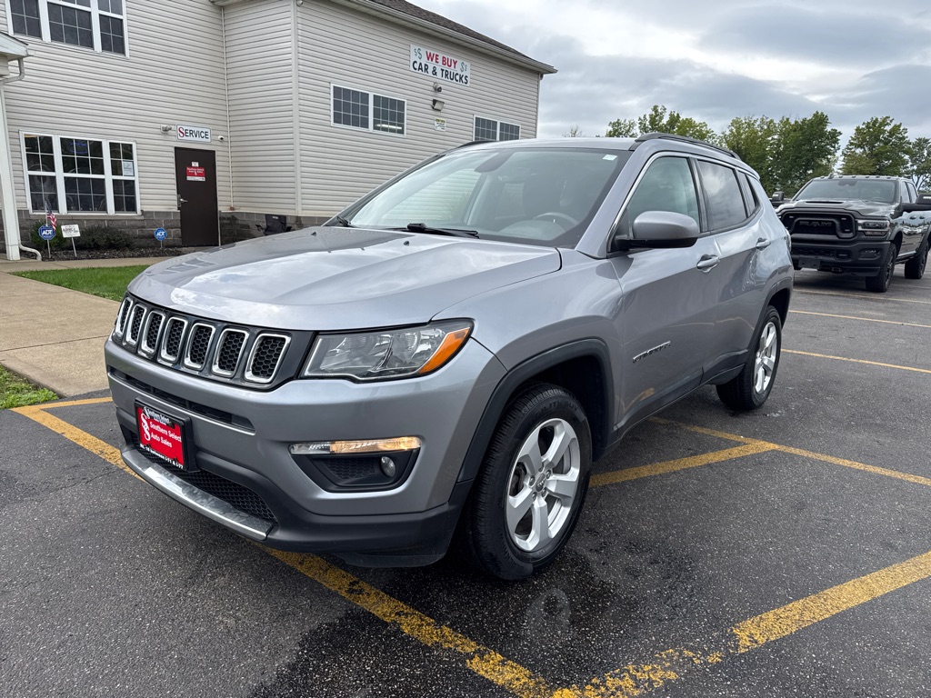 Photo 2 of this JEEP COMPASS
