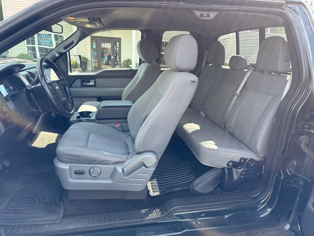 Photo 13 of this FORD F-150