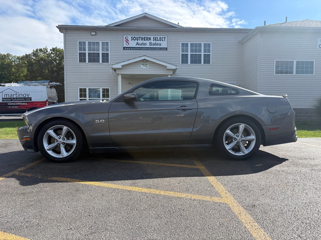 2011 FORD MUSTANG