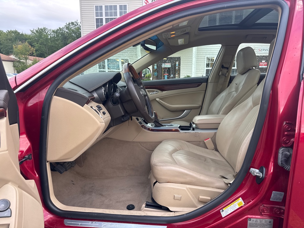 Photo 10 of this CADILLAC CTS